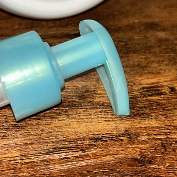 Obagi Nu Derm Toner 33.8oz 1Lt BRAND NEW - Picture 11 of 15